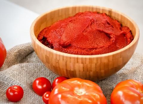 رب گوجه فرنگی خارجی غلیظ با رنگ طبیعی و ماندگار